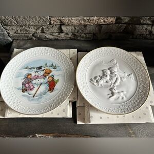 Avon Christmas 🎄 Plates